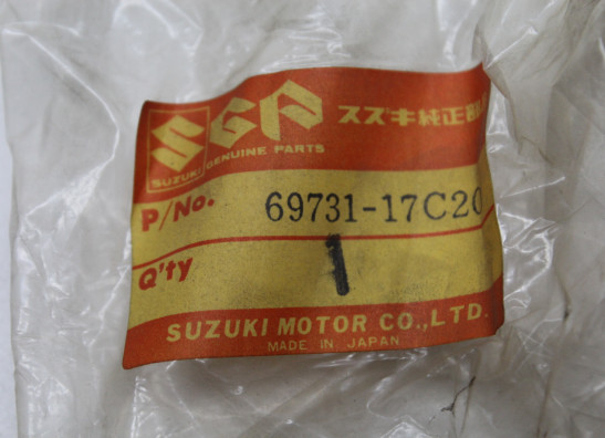 Rempomp achter Suzuki GSX R 750 RK