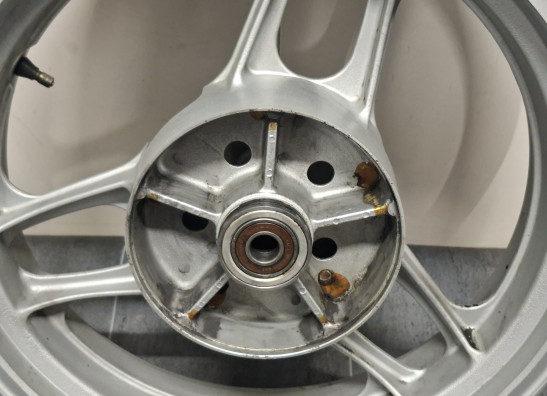 Achtervelg Triumph Trident 900