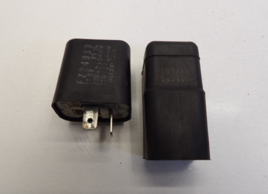 Relais unit Suzuki GS 500 E