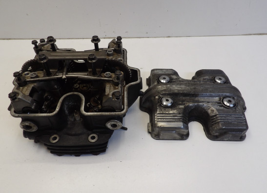Cylinder head Honda VF 700  750 C Magna