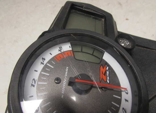 Teller Suzuki GSX R 750