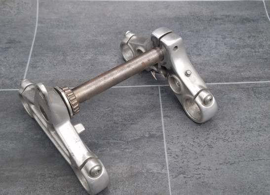 Gabelbrucke Harley Davidson Sportster