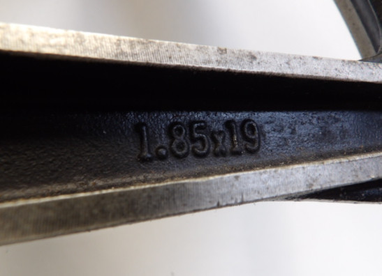 Front Wheel Yamaha XS 1100