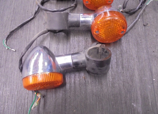 Blinker Honda VF 700  750 Supermagna