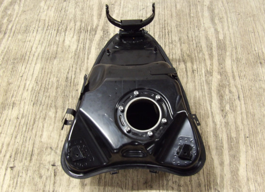 Tank Triumph Trident 660