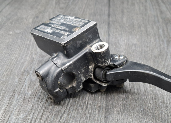 Front brake master cylinder  Honda VT 700 750