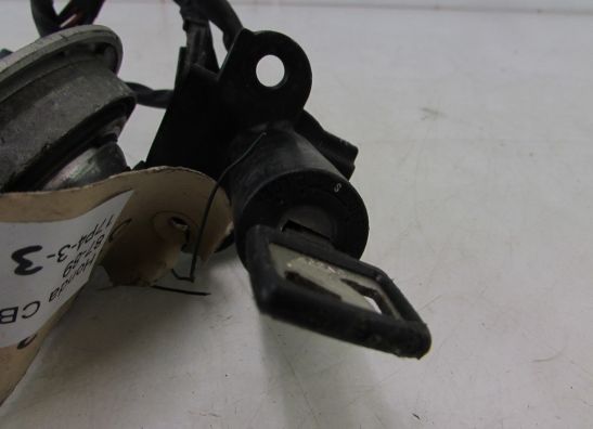 Schlosssatz Honda CBR 1000 F