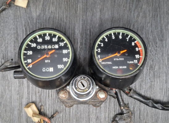 Tacho-set Kawasaki F 9 Big Horn 350