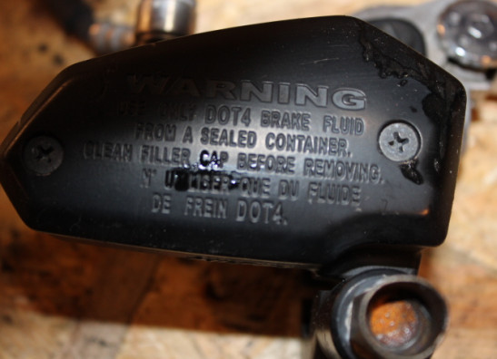 Rempomp Kawasaki ER 6