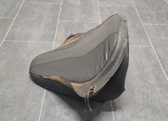 Zadel Harley Davidson FLSTN Deluxe