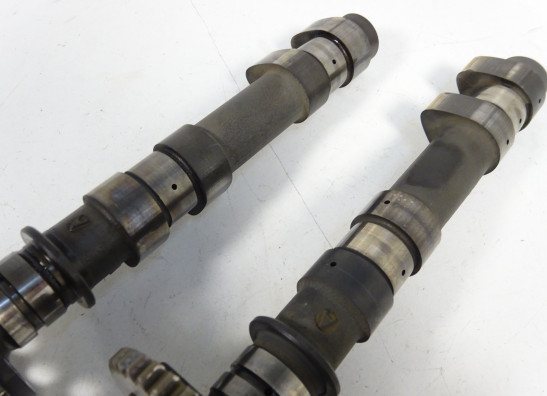 Nokkenas Honda VFR 800 I