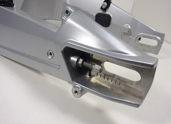 Achterbrug Aprilia Tuono 660