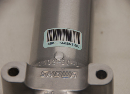 Fork pipe outside Harley Davidson Softtail