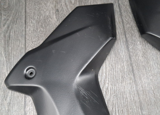 Seitenverkleidung links klein BMW R 1200 GS LC