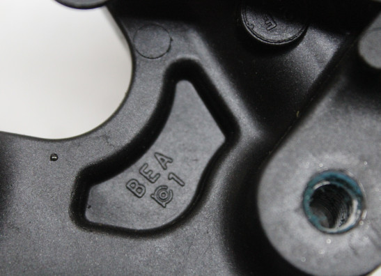 Fussrastetrager vorne rechts Yamaha XSR 900