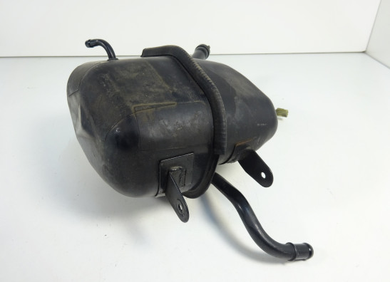 Oil reservoir Yamaha TDM