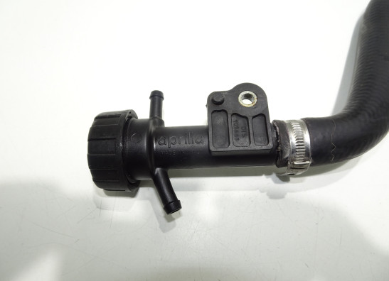 Kuhler Teile Aprilia RST 1000 Futura