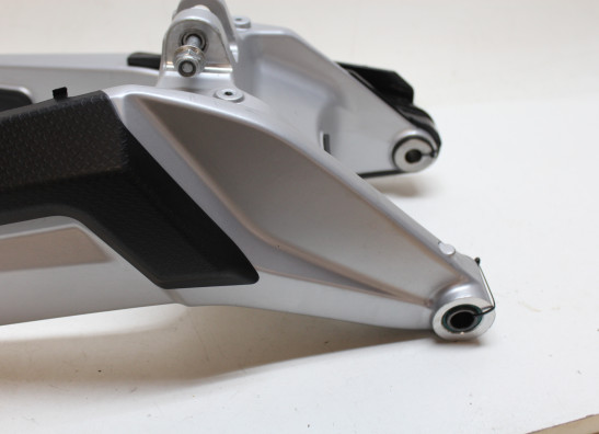 Achterbrug Aprilia RS 660