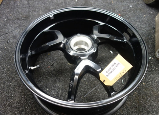 Rear wheel Ducati Multistrada 1200