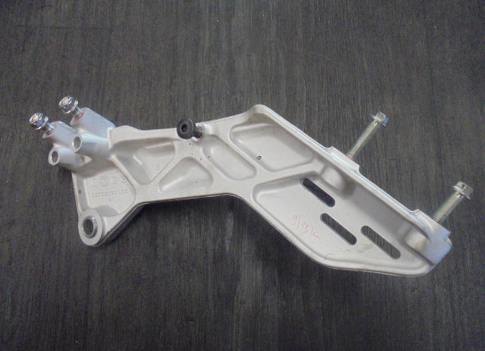 Schetsplaat links Husqvarna Svartpilen 125