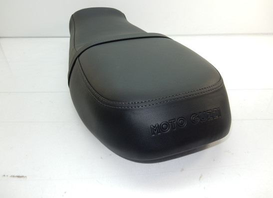 Zadel Moto Guzzi V7 3