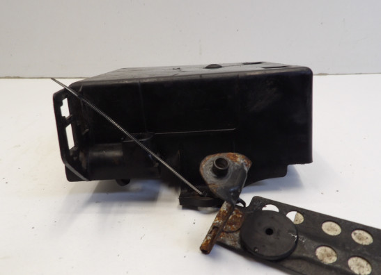 Battery holder Honda VT 700 750