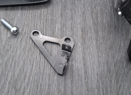 Main step holder right Yamaha Tracer 7