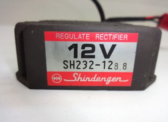 Regler Gleichrichter Honda CX 500
