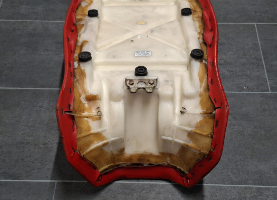 Zadel Ducati Paso
