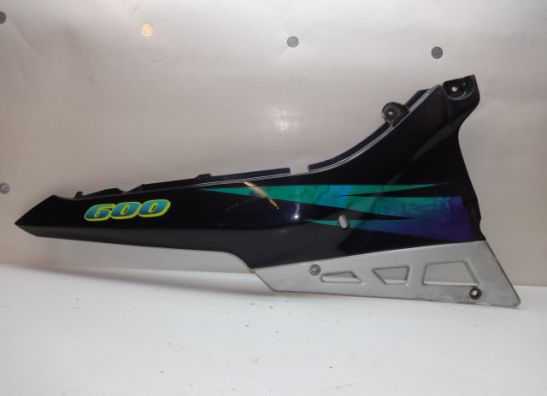 Rechter achterkant Suzuki GSX F 600
