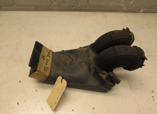 Air intake center Honda CBR 600 F