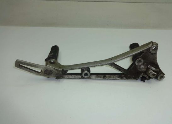 Main step holder left Suzuki Overige Suzuki