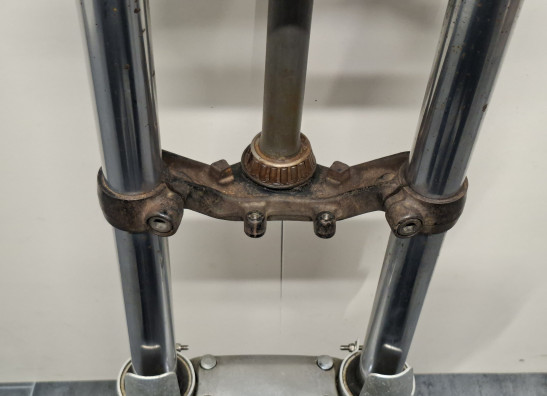 Voorpoten compleet Honda VF 700  750 S Sabre