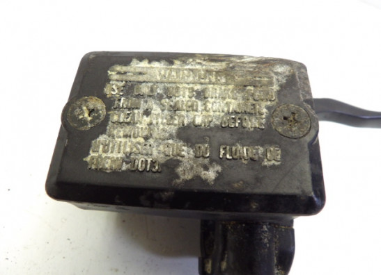 Front brake master cylinder  Kawasaki GPX 750