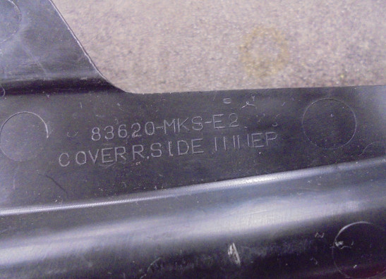 Rechter achterkant Honda CRF 1100L Africa Twin Adventure Sports ES