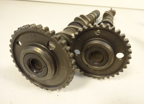 Camshaft Suzuki GSR 600