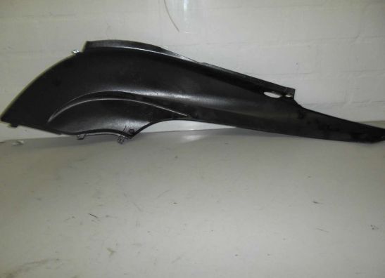 Rechter achterkant Honda SH 300 i