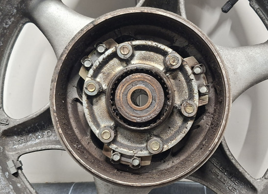 Rear wheel Suzuki GSX 1100 G