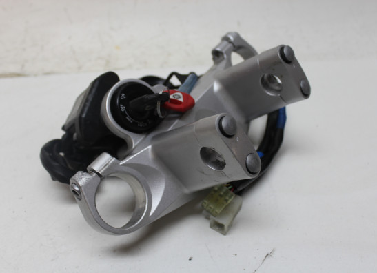 Slotenset Yamaha FZ6
