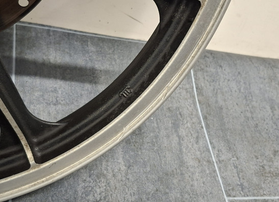 Front Wheel Kawasaki LTD 550