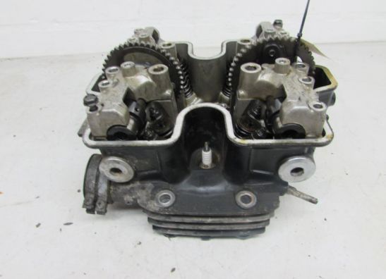 Cilinderkop Honda VF 700  750 S Sabre