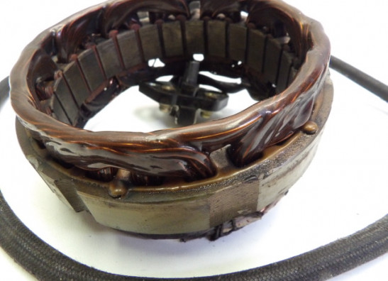 Generator Honda CB 750 