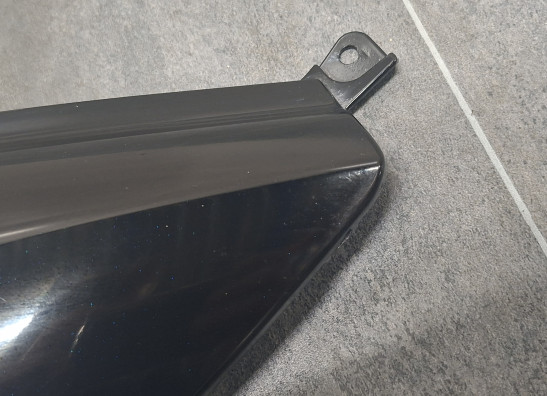 Rechter zijkuip Suzuki Burgman 650