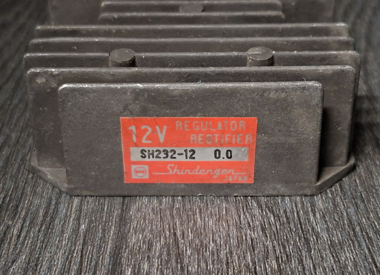 Spanningsregelaar Honda CB 400