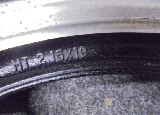 Voorvelg Yamaha XJ 700