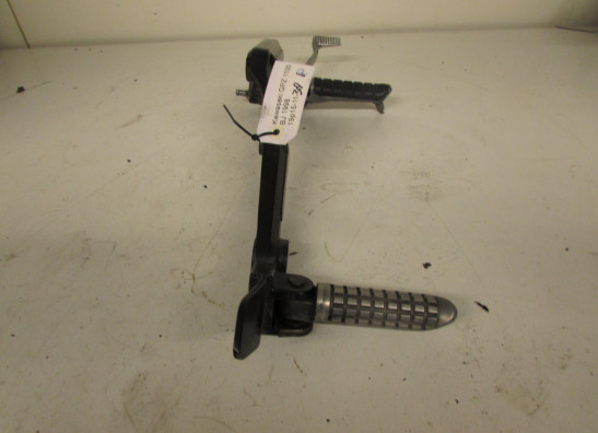 Fussrastetrager vorne rechts Kawasaki GPZ 1100