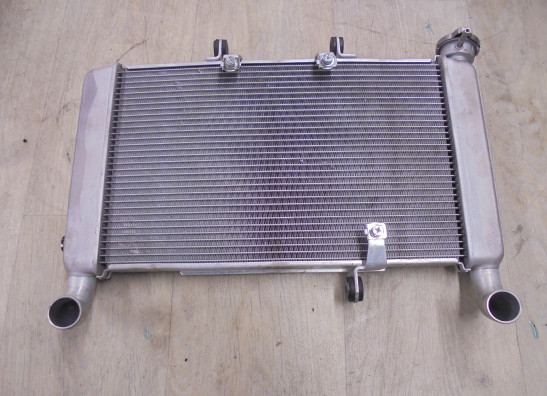 Radiateur Honda CBR 650 R