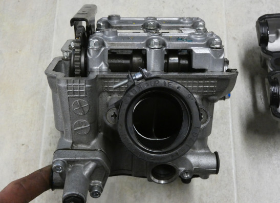 Cilinderkop Suzuki DL 650 V Strom XTA