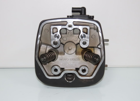 Cilinderkop Moto Guzzi V85 TT