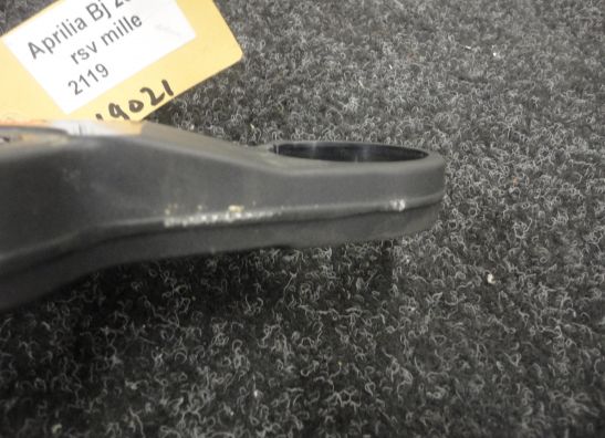 Kroonplaat Aprilia RSV 1000